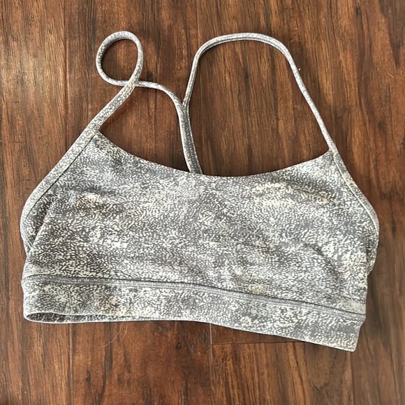 Lululemon Flow Y Bra - Picture 2 of 4